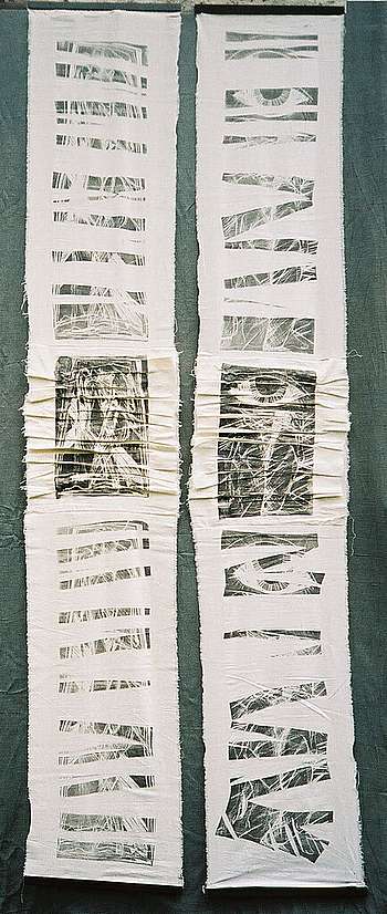 Entfaltet, experimenteller Linoldruck auf Textil